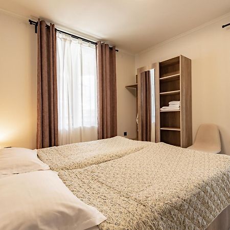La Maison Mestia Luaran gambar