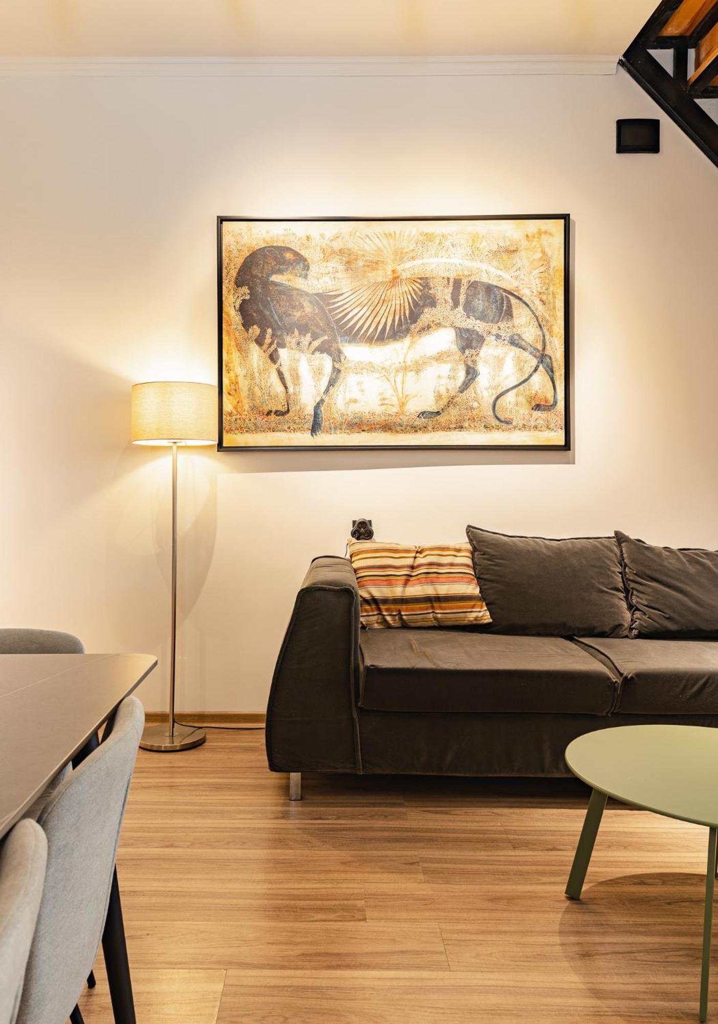 La Maison Mestia Luaran gambar